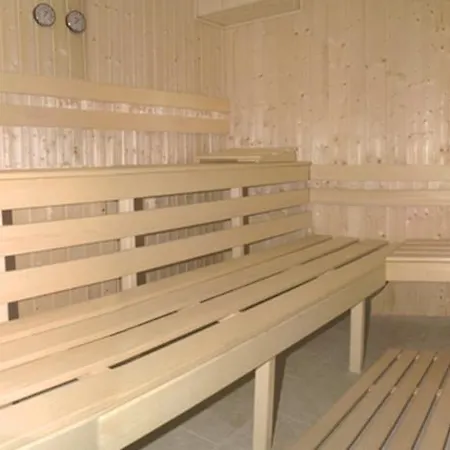 елица Hotell 3*