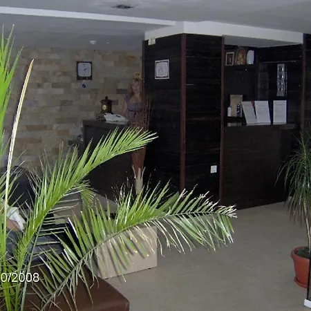 елица 3* בנסקו