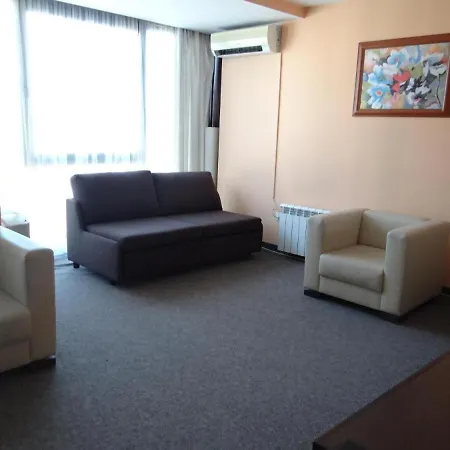 מלון елица בנסקו