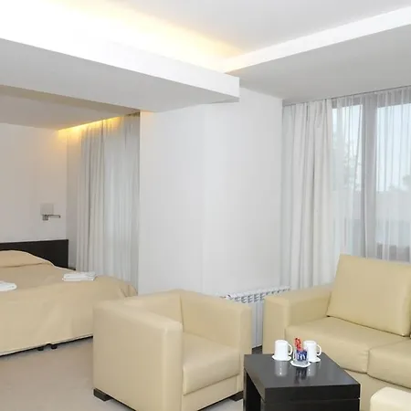 Hotell елица