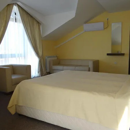 מלון елица בנסקו