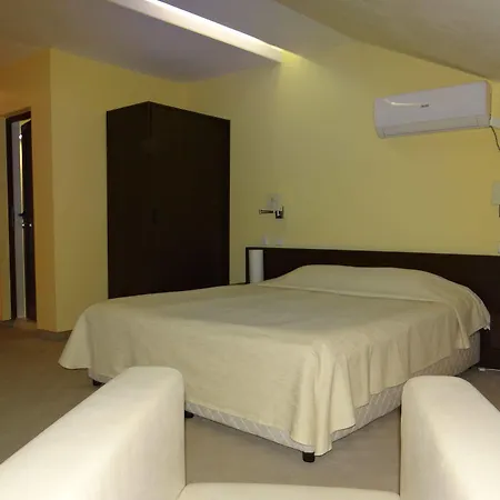 Отель елица Банско