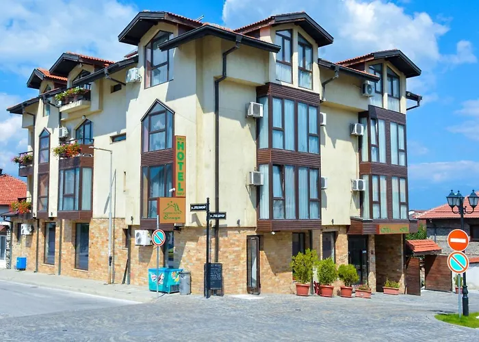 елица Hotell 3*