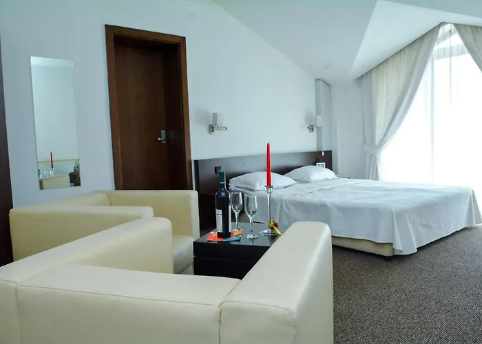 Hotell елица 3*